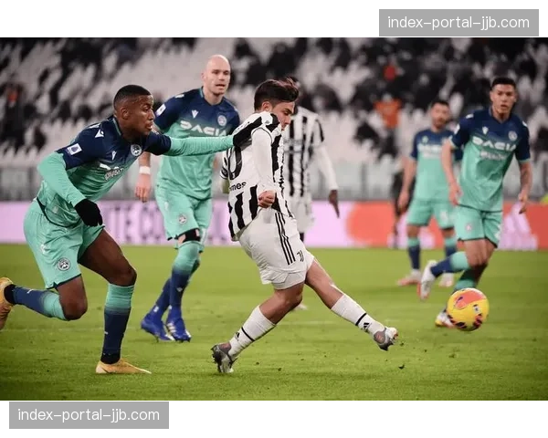 尤文图斯半场1-0领先博洛尼亚，弗拉霍维奇因伤缺阵影响锋线